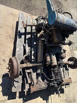 Motor s převodovkou Skoda 120L