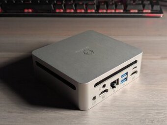 Prodám Mini PC - 16GB RAM, 512GB SSD, AMD Ryzen 7