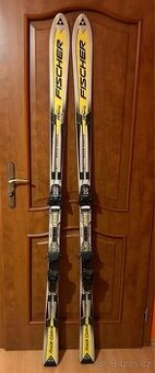 Sjezdové lyže Fischer 186cm