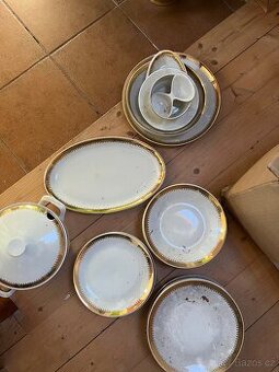 Jídelní porcelánová sada