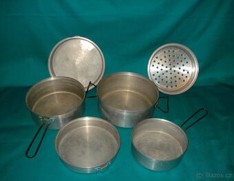 Starší kempingová souprava - 1