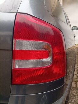 Škoda Octavia 2 Combi 2004-2009 zadní lampy - zadní světla
