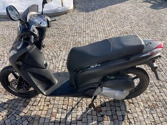 Honda SH 125 bez dokladů