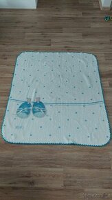 Španělská deka Mora, 110×130 cm, top stav