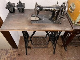 Starý šicí stroj Kralupy