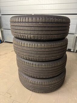 Hankook Ventus 215/65R17