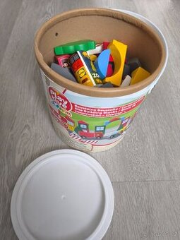 Různé hračky pro děti 2-6 let