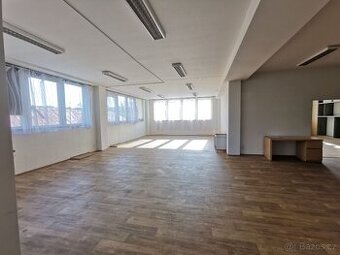 Sklad, dilna 290 m2