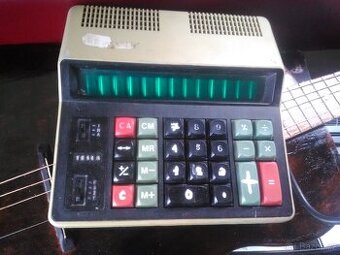 Kalkulačka Tesla Itrony