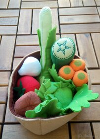 Plyšový set - košík se zeleninou (8 ks včetně košíku)