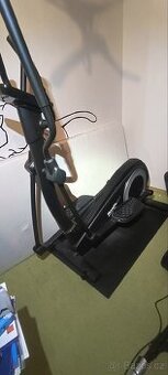 Prodám eliptický trenažér HouseFit MOTIO 80 iTrain