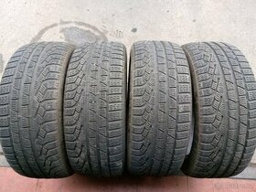 235/45/18 98v Pirelli - zimní pneu 4ks