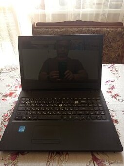 Lenovo IdeaPad 100-15ibd na náhradní díly.