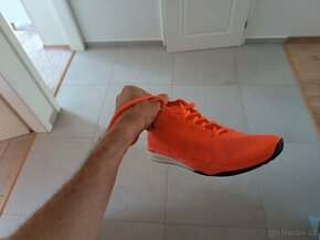 Dámské tenisky Nike Dual Fusion Tr Hit Mid
