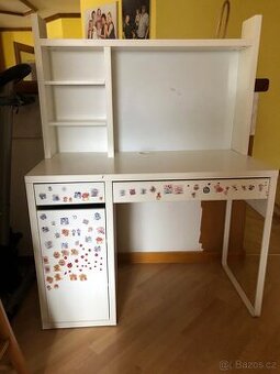 Psací stůl Ikea