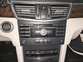 Originalni radio mercedes