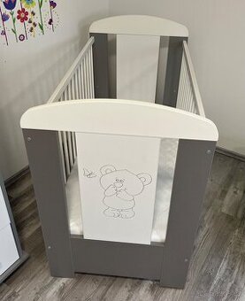 Dětská postýlka 120x60 cm vč. matrace