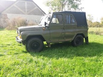UAZ 469