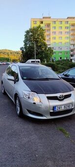 Toyota Auris 2.2 nafta 130kw rok 2007 pojízdná