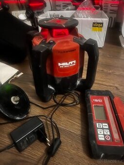 Hilti pr 300 HV2S + Hilti pa 931 rotační laser s klikovým st