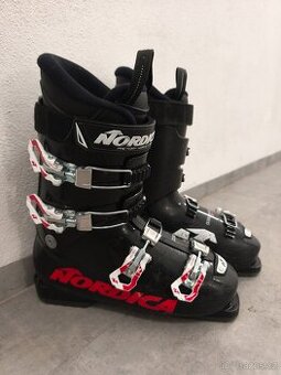 Lyžáky Nordica 26/26,5