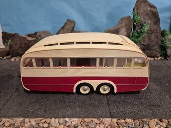 Prodám model Karavanu 1:18 Hénon 1965