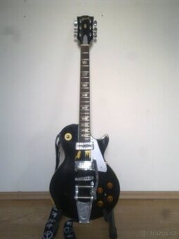 Prodám kopii kytary Neil Young Old Black
