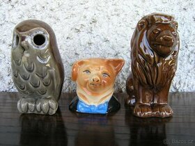 Keramická figurka, hrnky, váza a džbánky