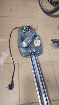 elektrická garážová vrata motor a pojezd NICE SP6000