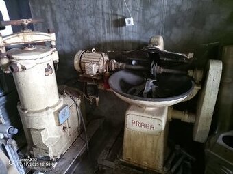 Řeznický kutr a narážka