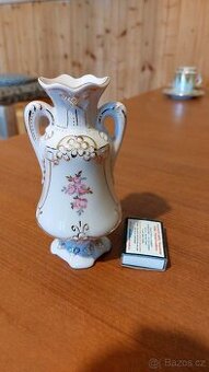 Vázička - Karlovarský růžový porcelán