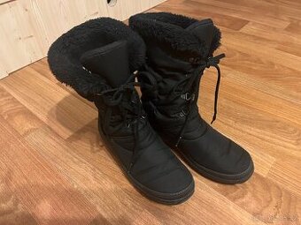 DÍVČÍ SNĚHULE vel: 37