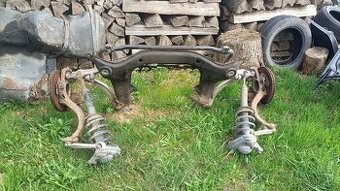 Přední náprava Audi a4 B5 6qvalt nebo automat