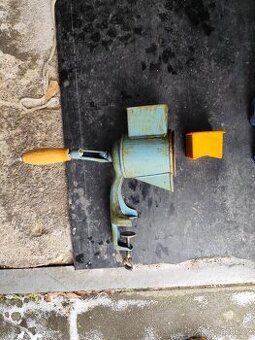 Mlýnek na strouhanku