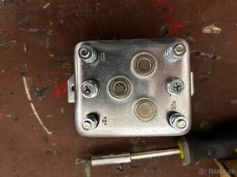 Regulátor dobíjení dynamo Zetor - elektronický