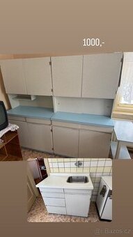 Výprodej domu - linky, gauče, stoly, postele