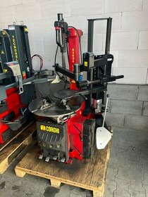 Zouvačka s pomocným ramenem Corghi A2020