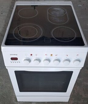 Sklokeramický sporák Privileg.