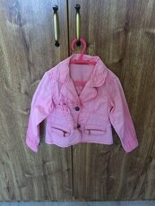 Různé dívčí bundičky