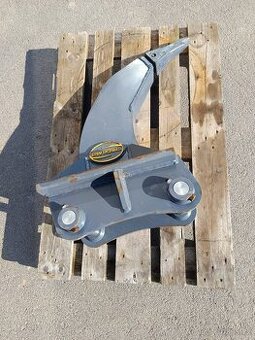 Rozrývací trn na JCB 3CX