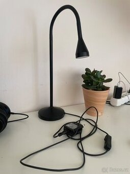 Stolní lampa LED