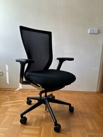 Prémiová Kancelářská židle Sidiz - výborný stav - 1