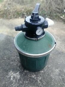 Filtrace (4-cestný ventil + nádoba + sací koš)