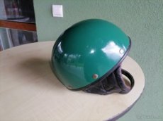 Retro helma