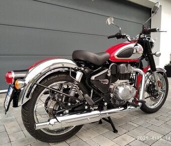 Royal Enfield Classic 350 Chrome Red