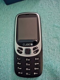 Tlačítkový telefon