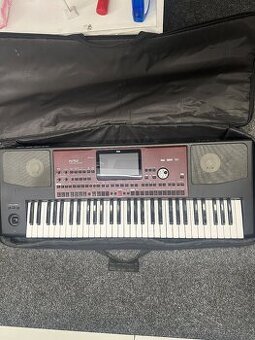 Klávesy korg pa700