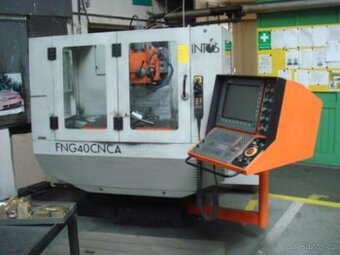 Nástrojářská frézka INTOS FNG 40 CNCA - 1