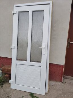 Plastová okna a dveře