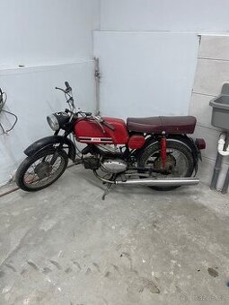 Jawa mustang 23